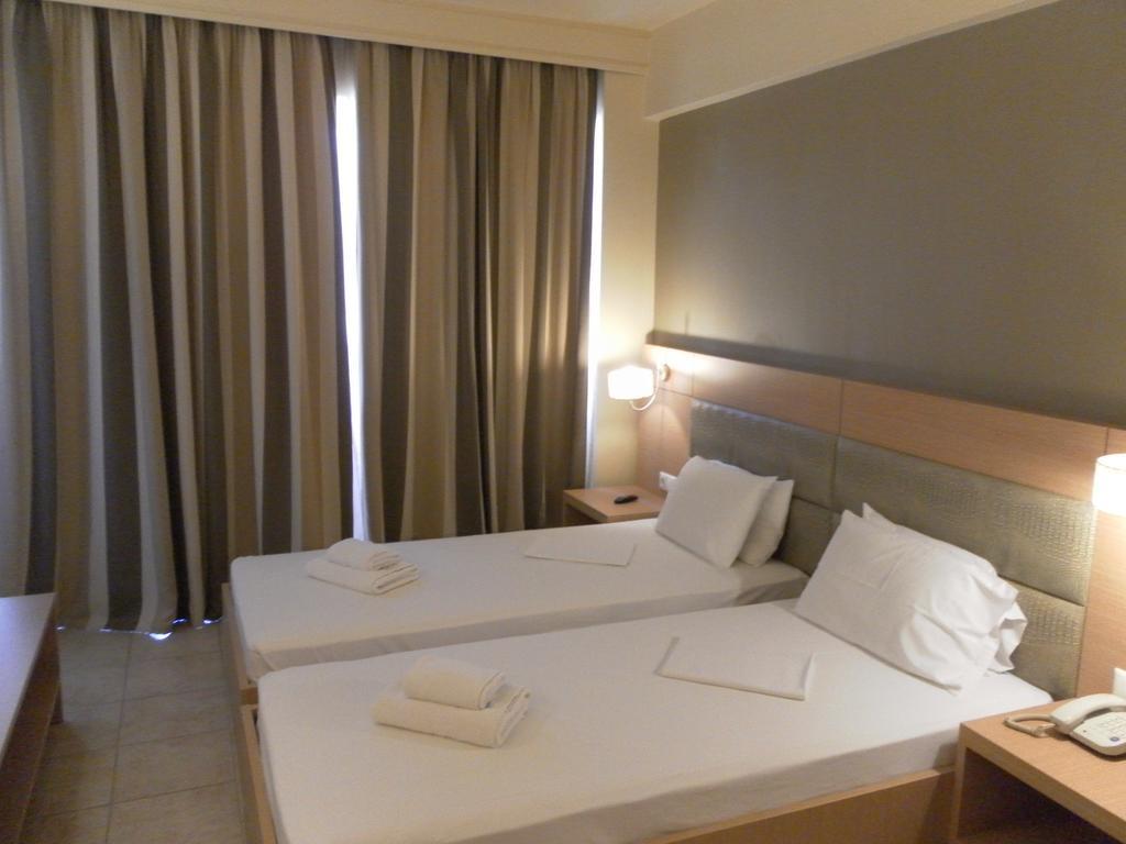 Esperia Hotel Thessaloniki Room photo