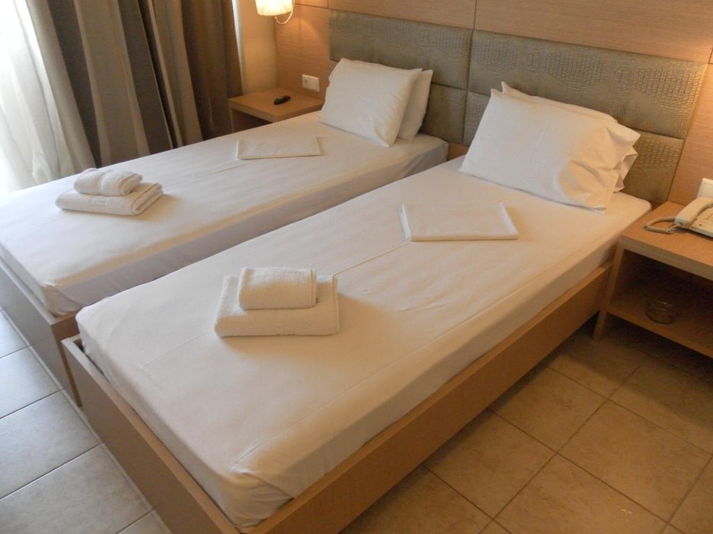 Esperia Hotel Thessaloniki Room photo