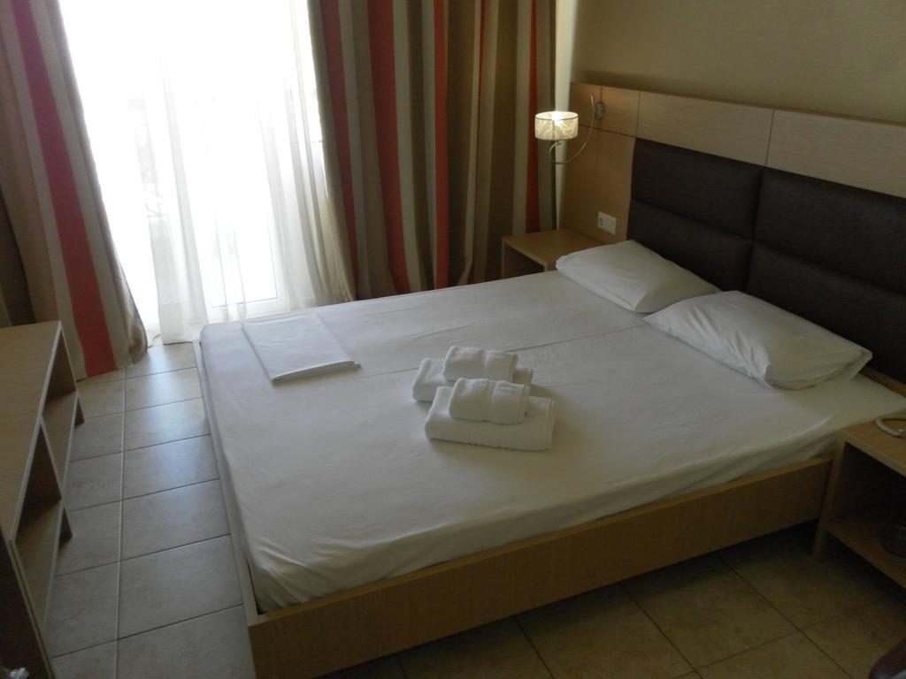 Esperia Hotel Thessaloniki Room photo